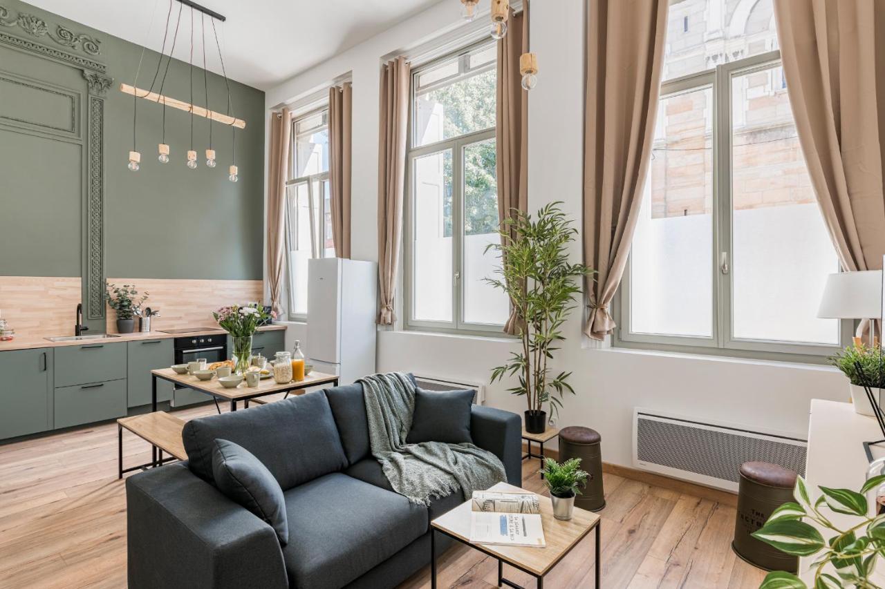 Charmant & Spacieux Appartement En Coeur De Ville サン・テティエンヌ エクステリア 写真